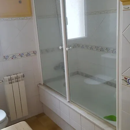 Al Lado De La Playa * Burela